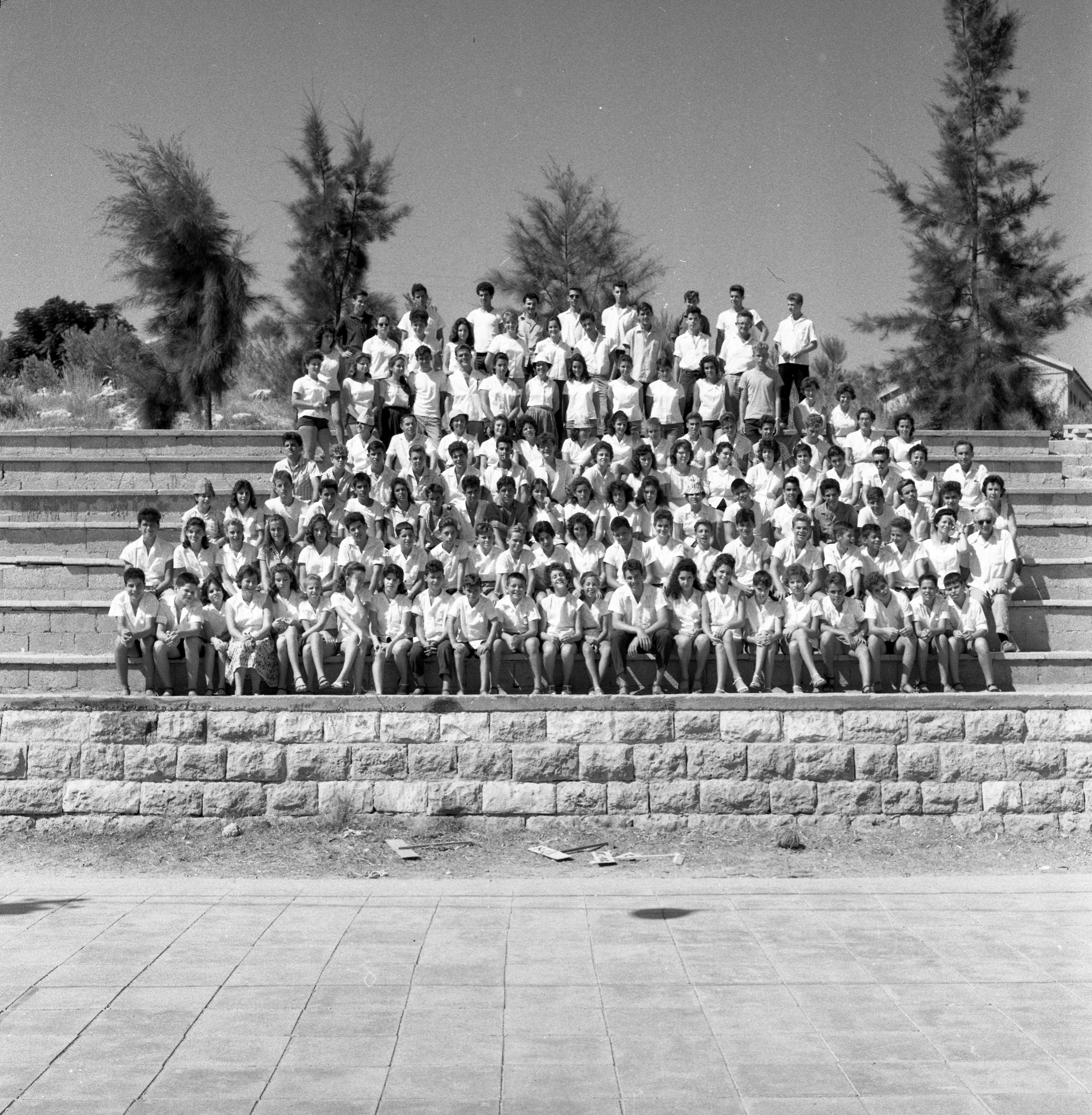  תחילת שנת הלימודים; 1963