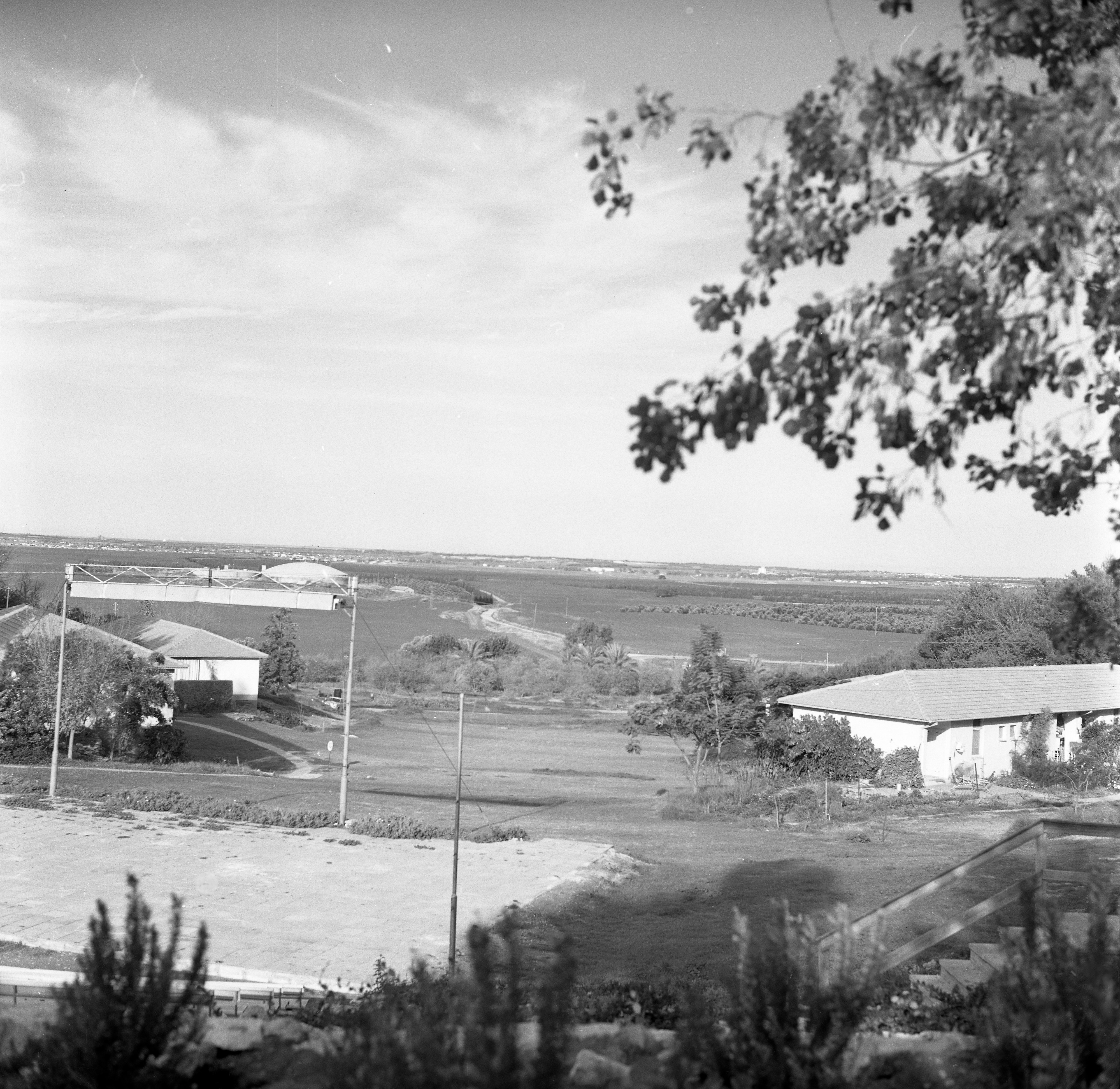  ביקור אדריכל בית הבנים; 1969