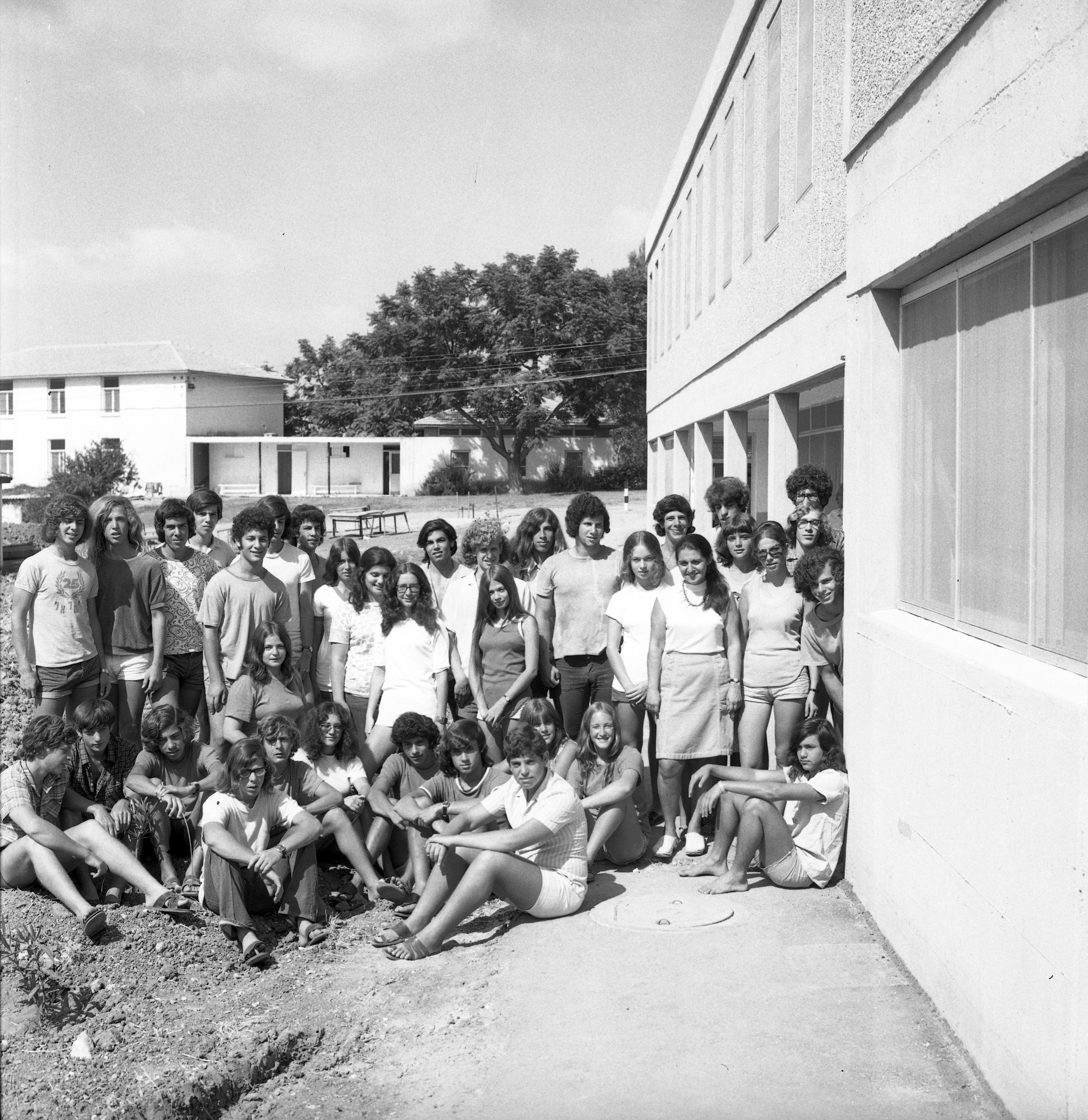  בתחילת שנת הלימודים במוסד צפית, תשל"ד; 1974