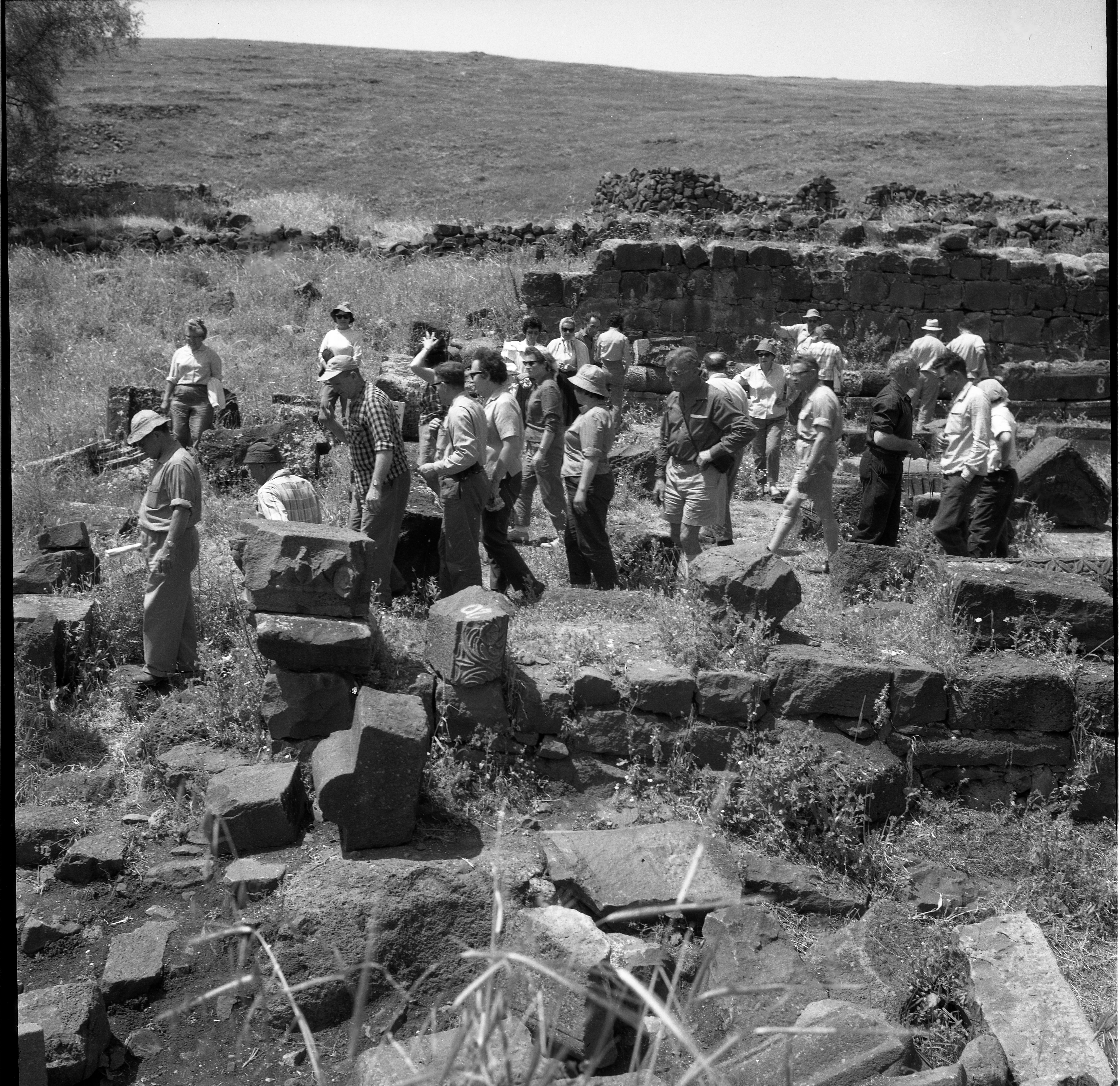  הטיול לגליל, כורזים בית הכנסת; 1963