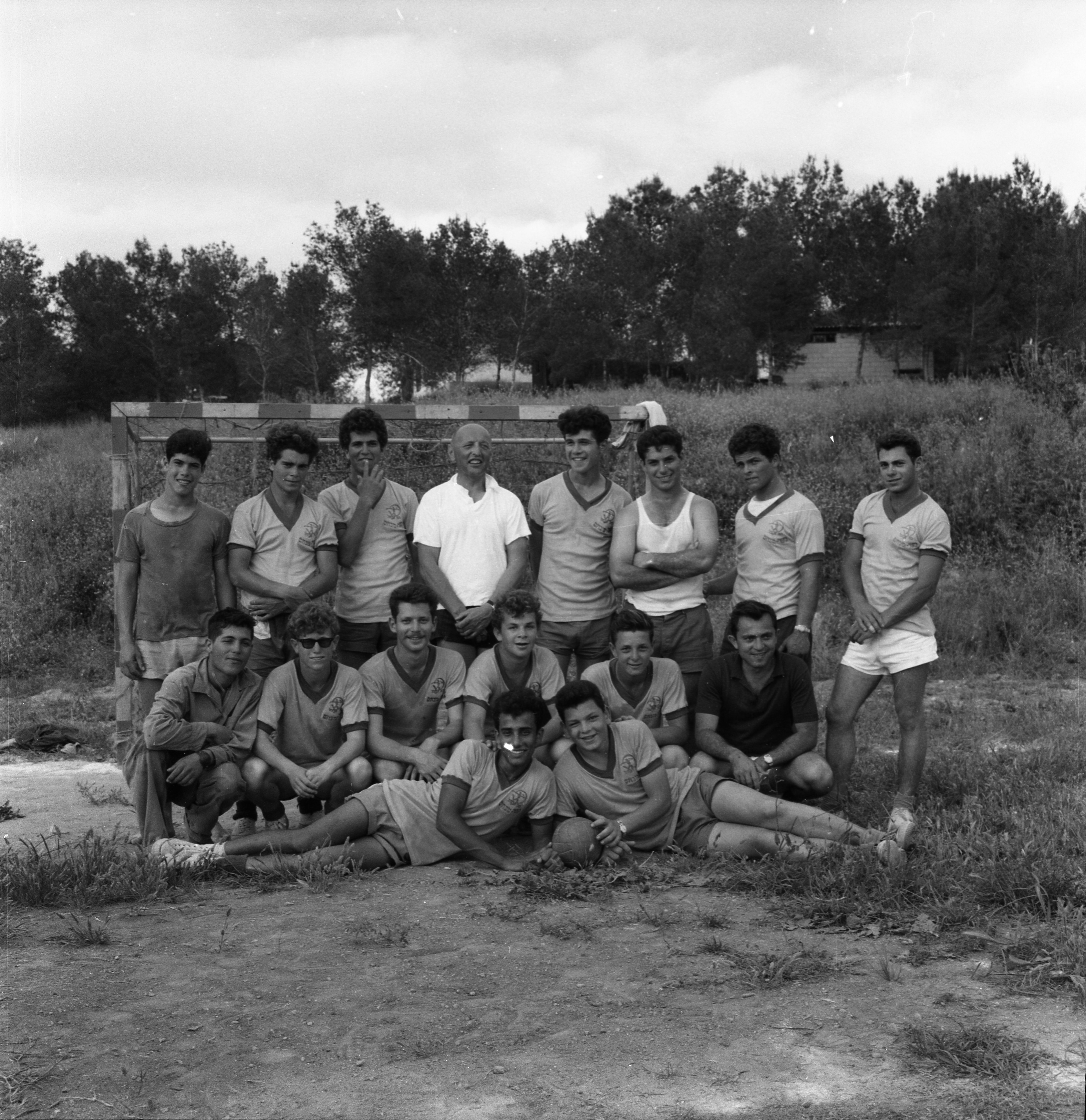  קבוצת כדור- יד